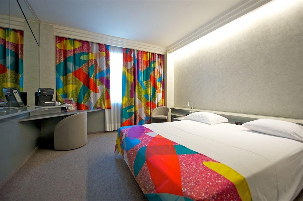 Ariha Hotel Cosenza 伦德 外观 照片