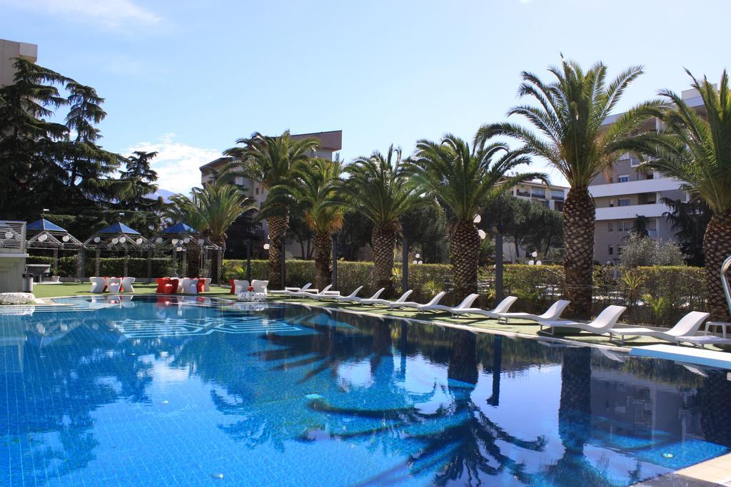 Ariha Hotel Cosenza 伦德 外观 照片