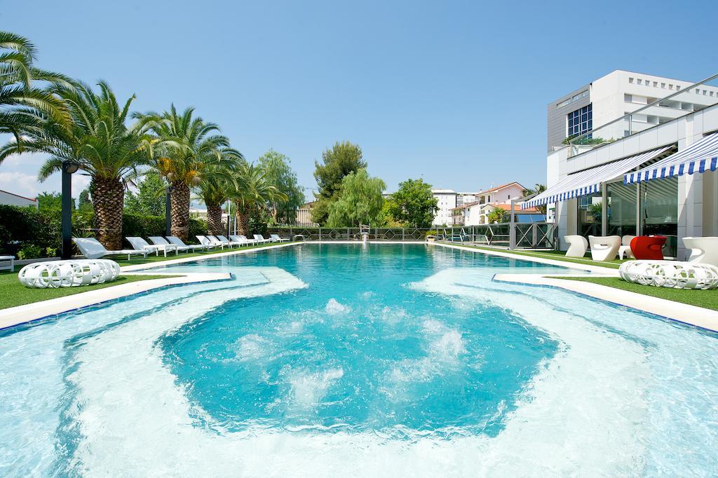 Ariha Hotel Cosenza 伦德 外观 照片