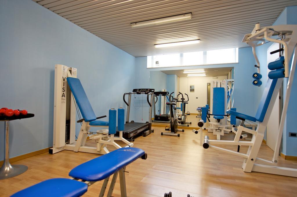 Ariha Hotel Cosenza 伦德 外观 照片
