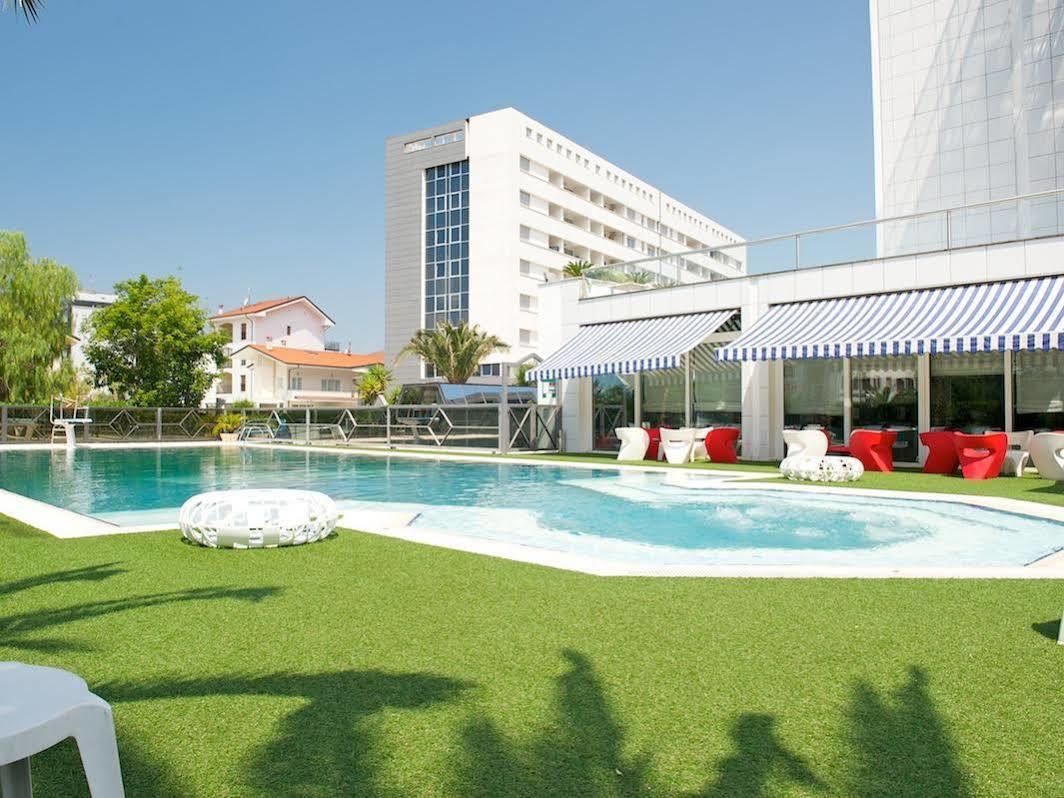Ariha Hotel Cosenza 伦德 外观 照片